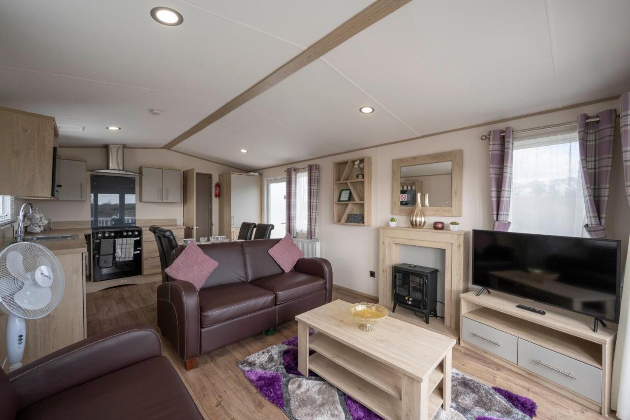 Hallcroft Fishery And Holiday Park ريتفورد المظهر الخارجي الصورة