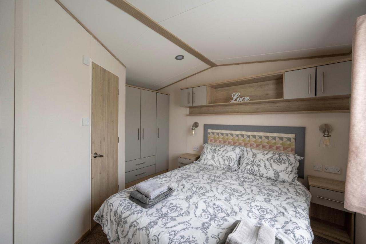 Hallcroft Fishery And Holiday Park ريتفورد المظهر الخارجي الصورة