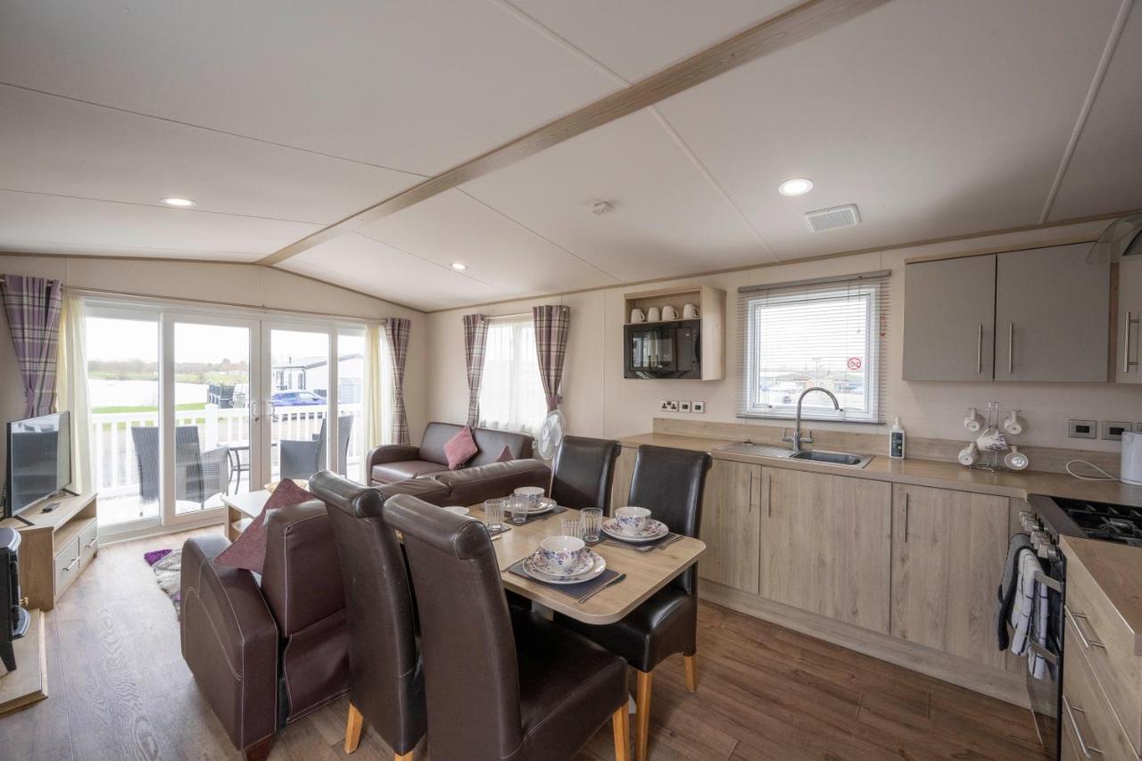 Hallcroft Fishery And Holiday Park ريتفورد المظهر الخارجي الصورة